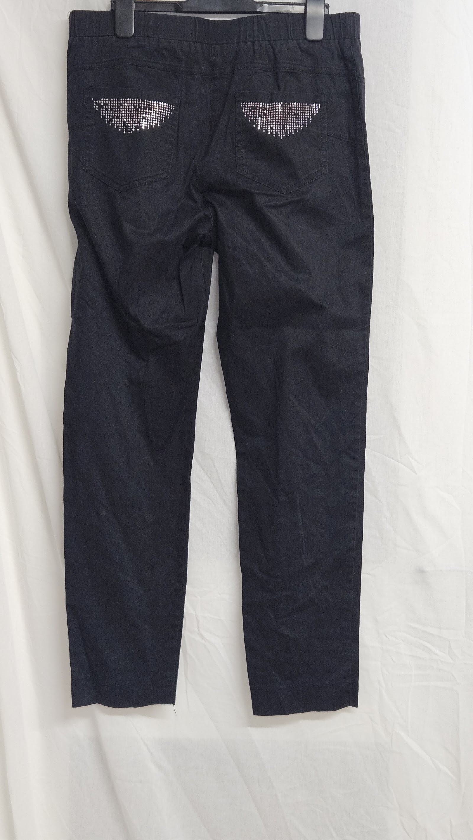 Carla Ferroni Black Cropped Trousers with Embellished Pockets, IT 44 (labelled), photo 2