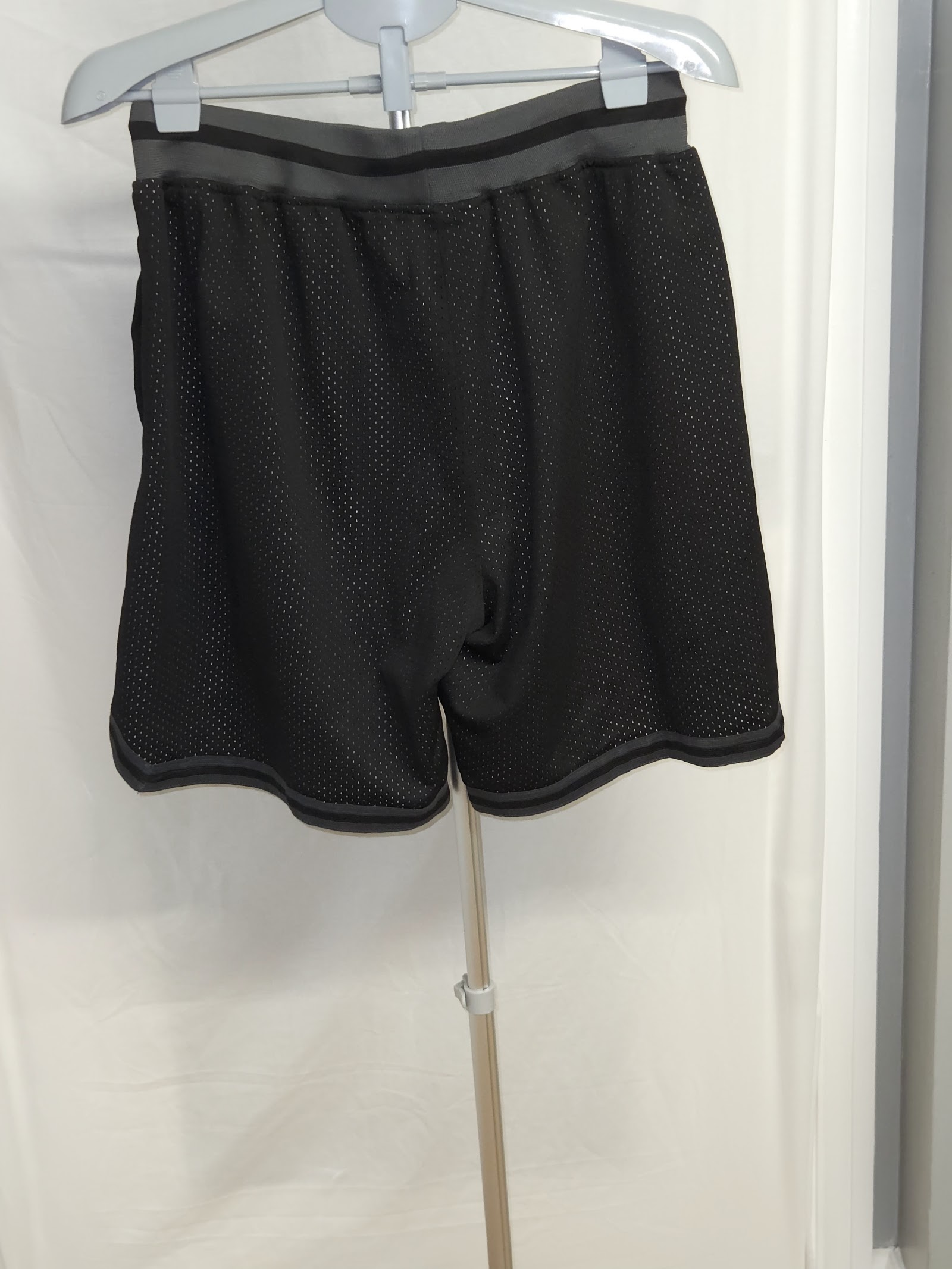 Genuine Legend Number 24 Mesh Basketball Shorts, L, photo 2