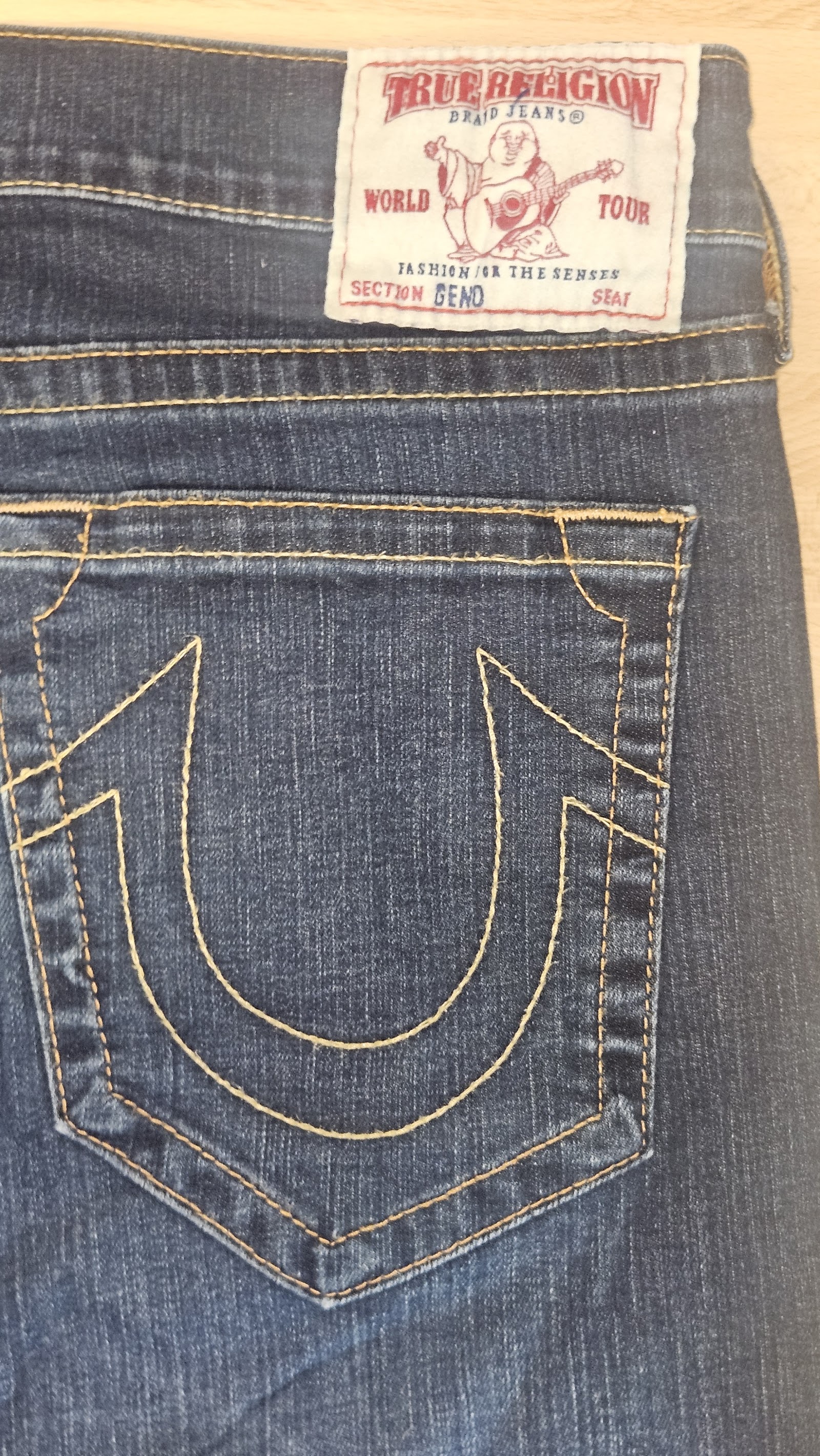 True Religion Dark Blue Gold Stitch Horseshoe Pocket Jeans, W36, photo 8