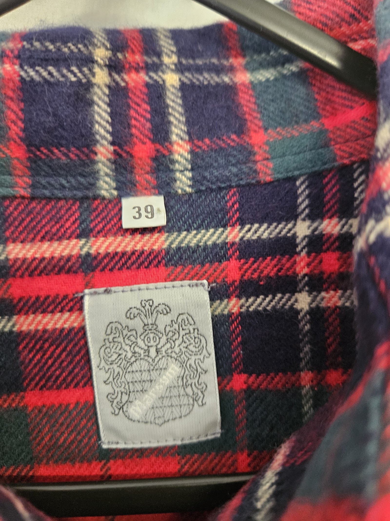Genuine Unconfirmed brand Red and navy tartan shirt, Collar 39, photo 2