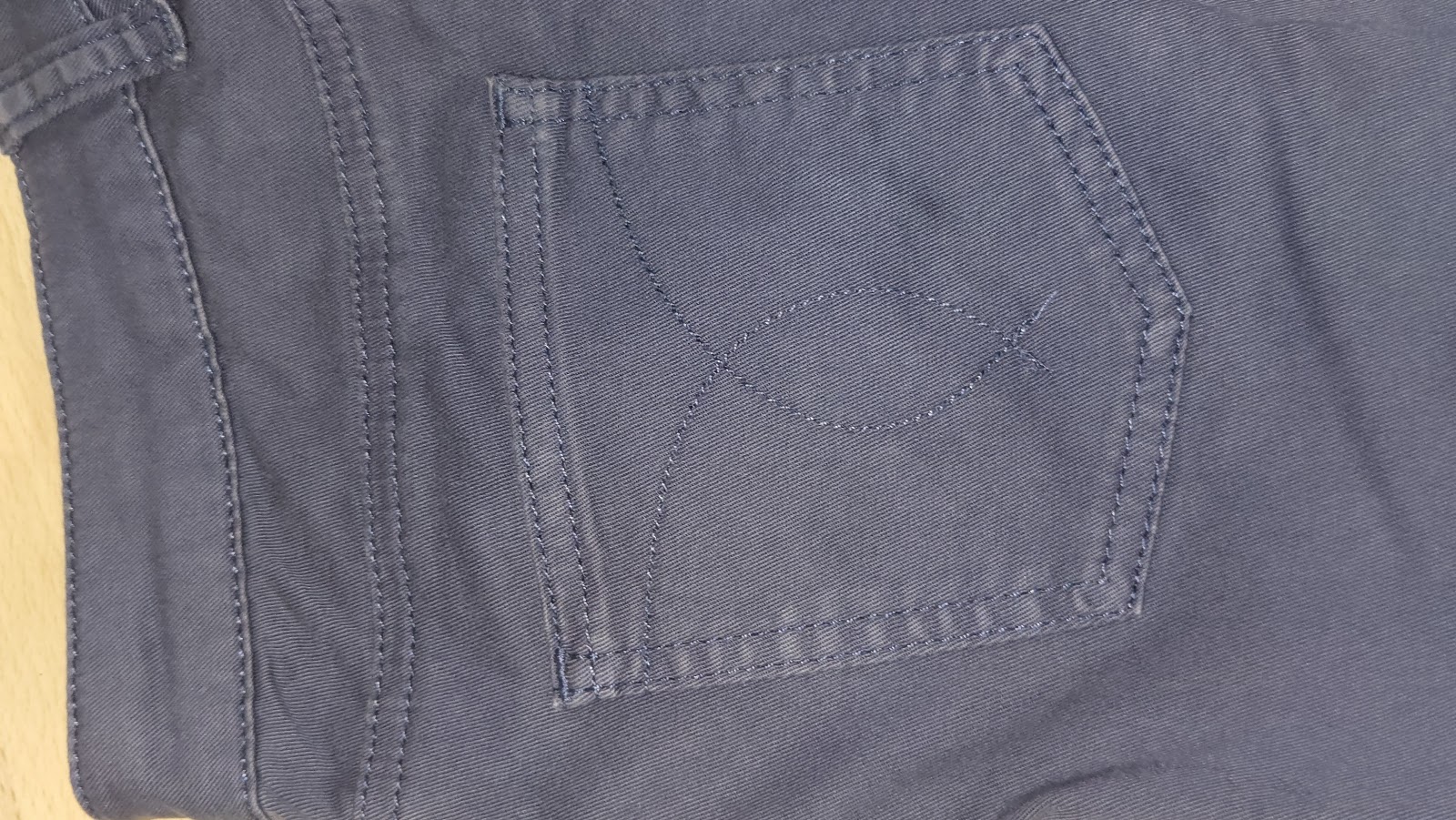 Levi's Washed Grey Water<Less Jeans, W24 L30 (labelled), photo 3