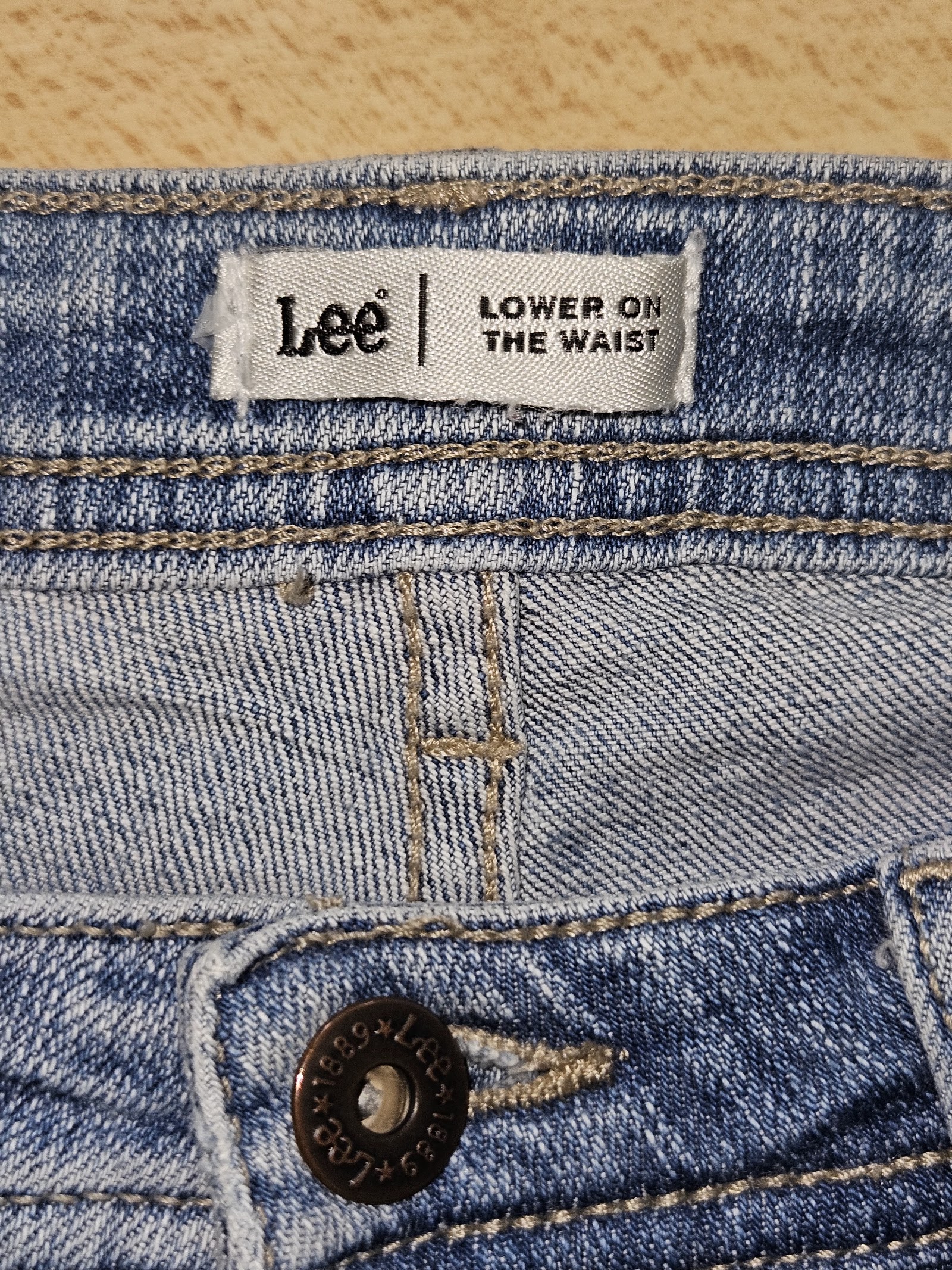 Genuine Lee Lower On The Waist Light Blue Jeans, 10 Medium, photo 3
