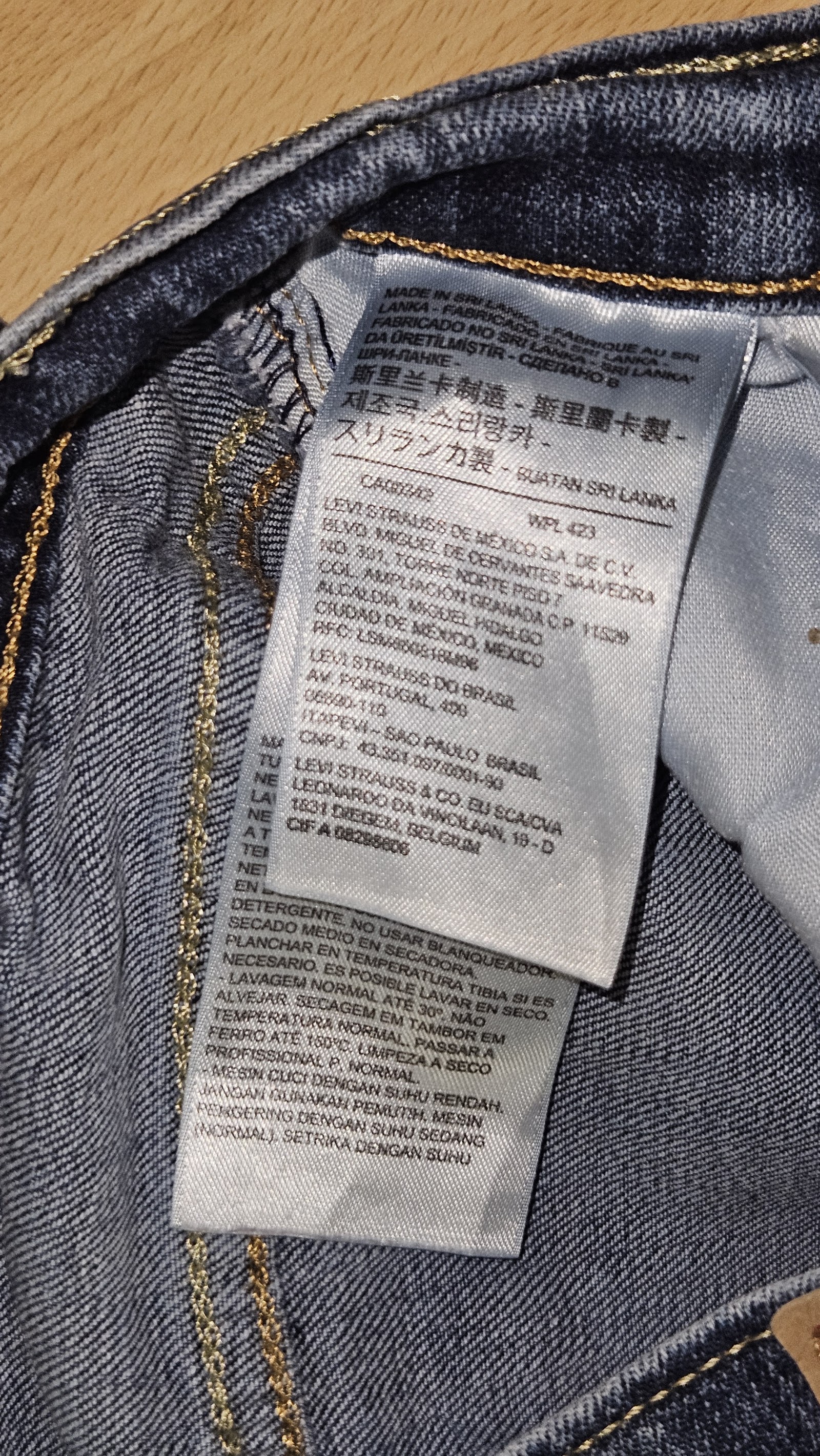 Levi's 505 Straight Blue Jeans, W27 L32 (labelled), photo 5