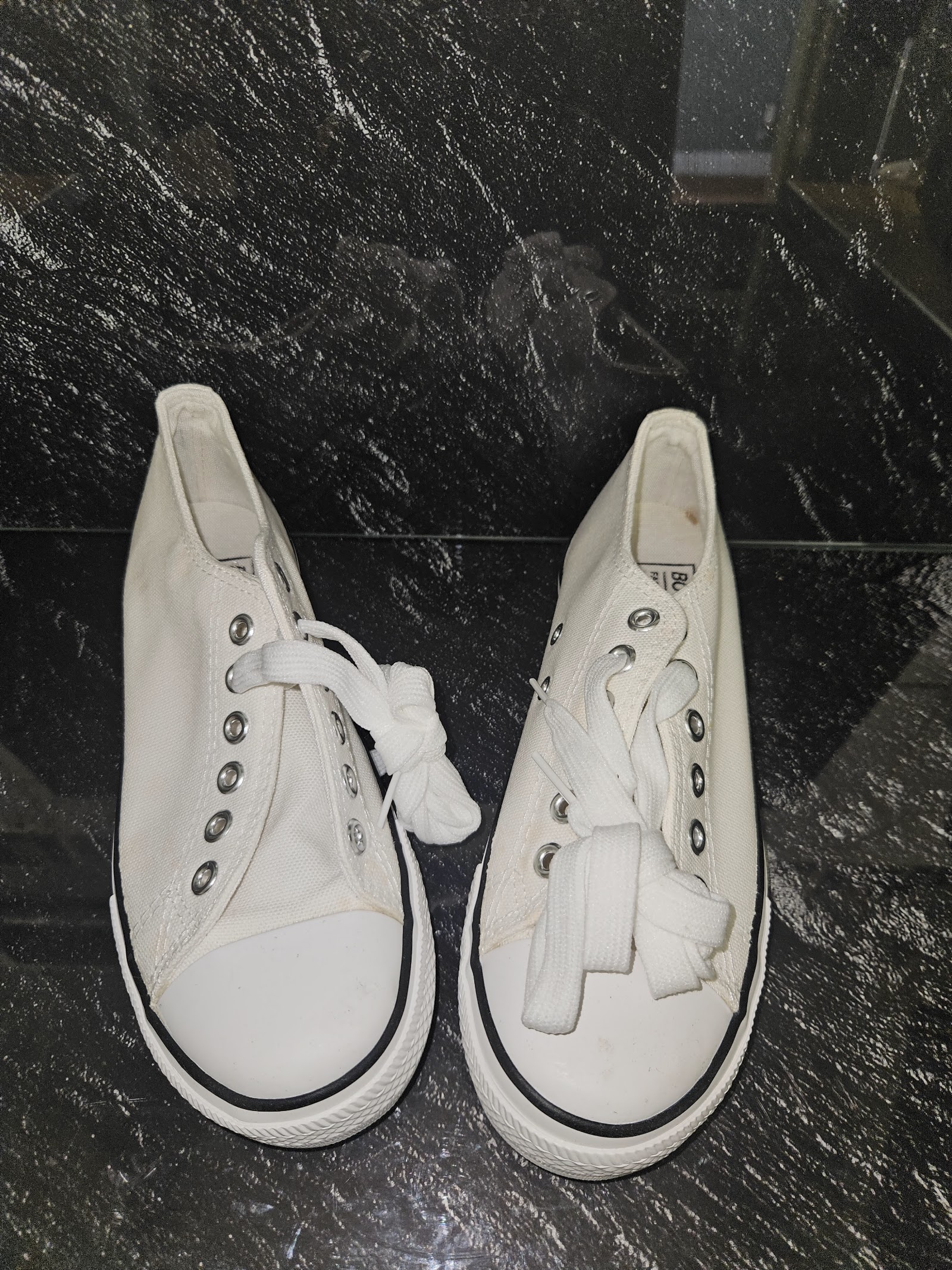 Genuine BO+FENG White Canvas Low-Top Trainers Size EU 35 UK 2.5, EU 35 / UK 2.5, photo 2