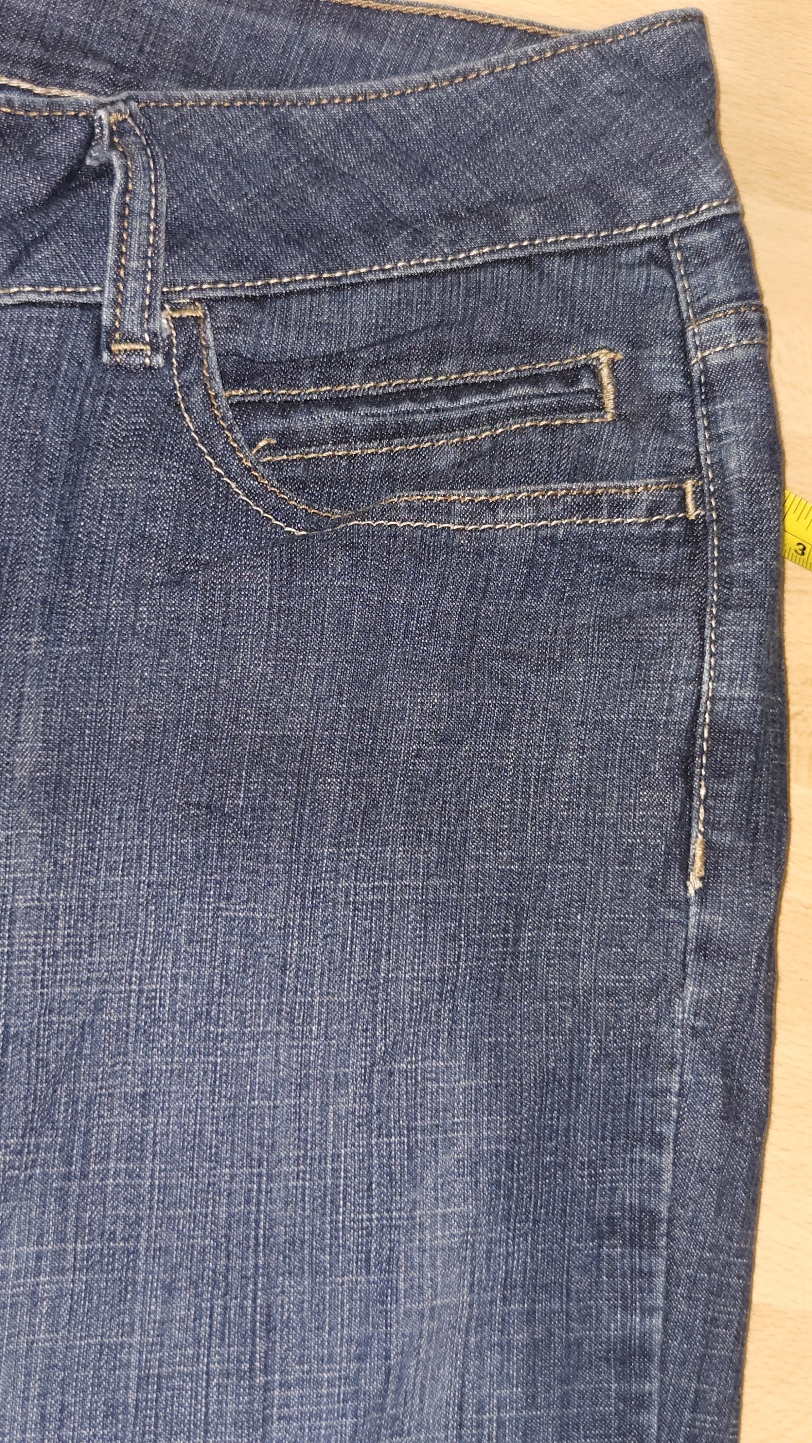 Riders by Lee Dark Blue Turn-Up Capri Jeans, Measured W35 approx., photo 7