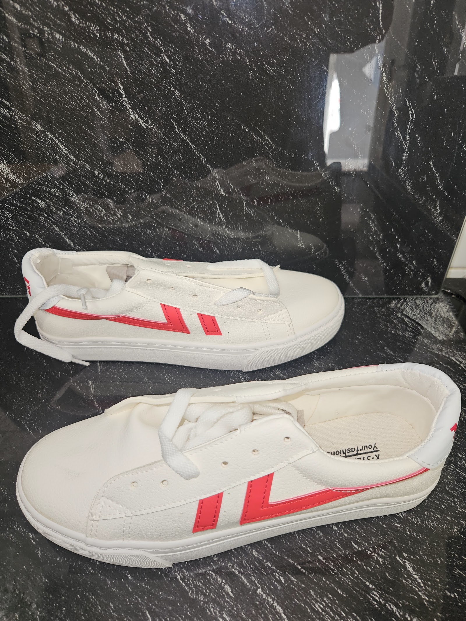 Genuine K-STEP White Red Low-Top Trainers Size EU 39 UK 6, EU 39 / UK 6 / 245, photo 2