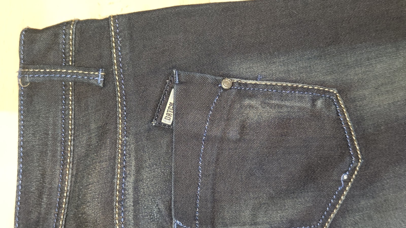 Datch Dark Indigo Contrast Stitch Jeans, Labelled T27, photo 6