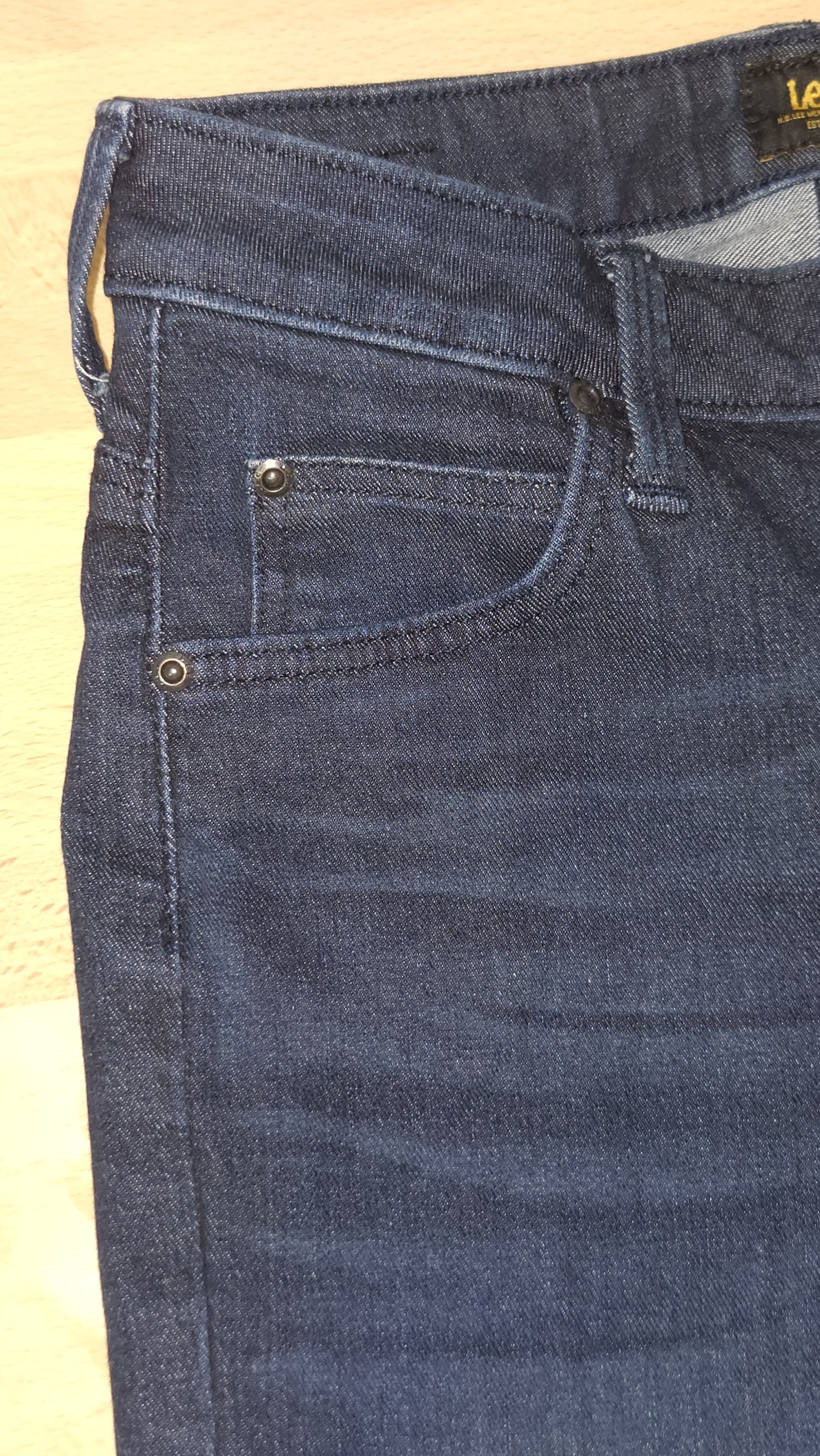 Lee Scarlett High Blue Jeans, W28 L33 (labelled), photo 4