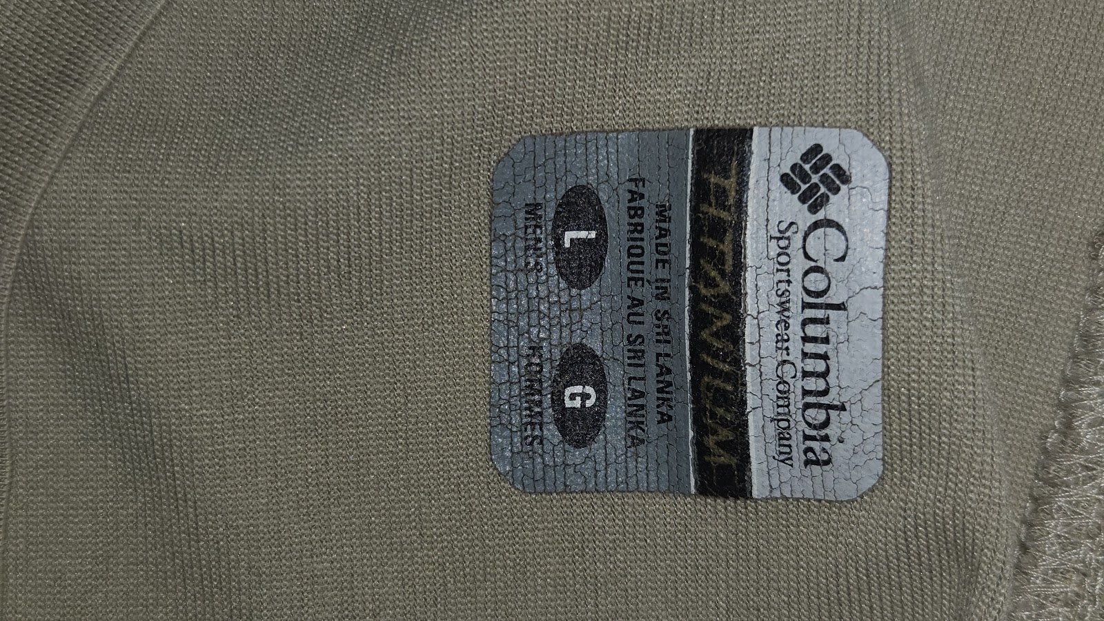 Columbia Stone Graphic Hiking T-Shirt, L (labelled), photo 3