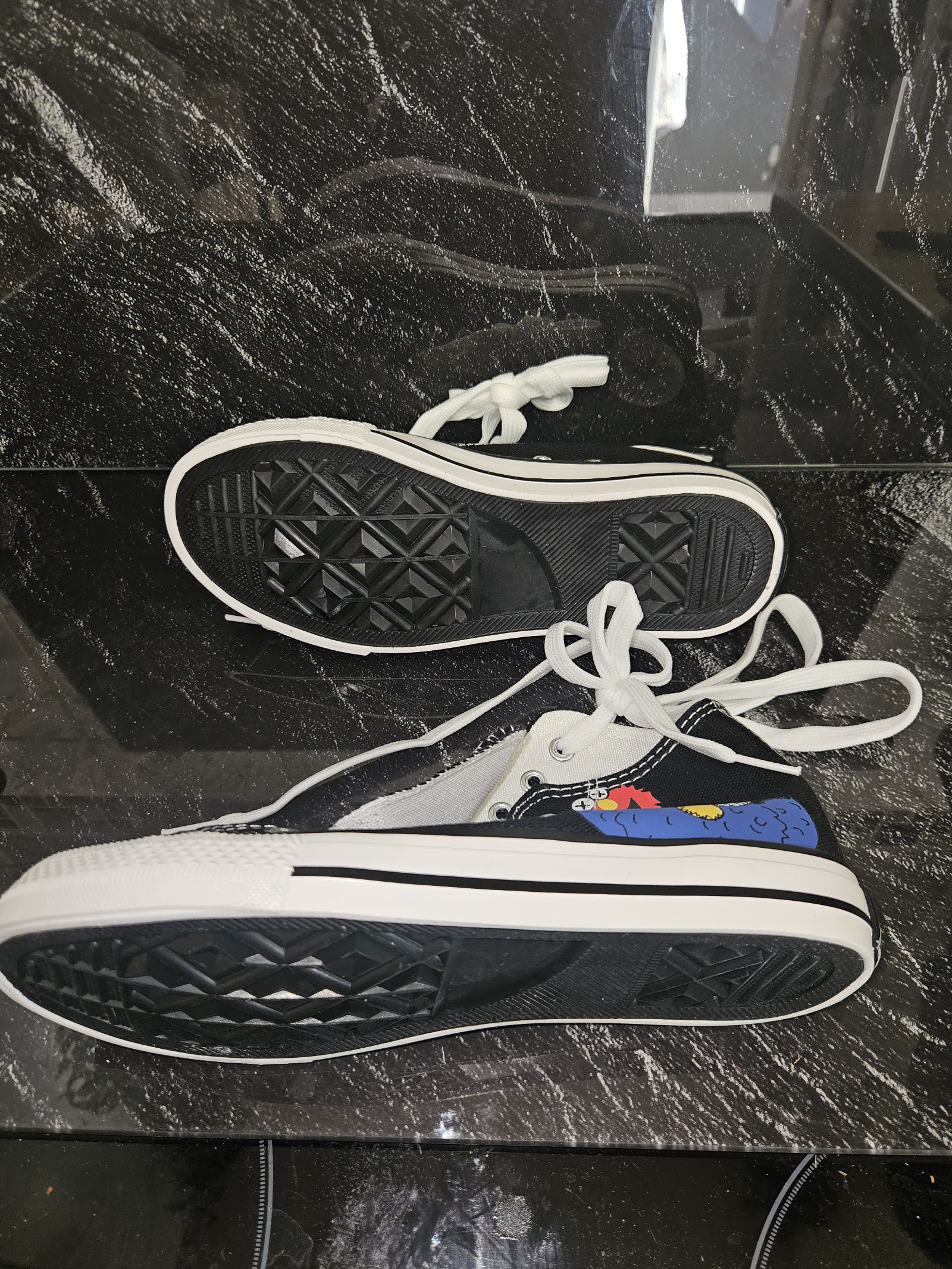 Genuine Fashion Black Colourful Cartoon Canvas High-Top Trainers Size EU 35 UK 2.5, EU 35 / UK 2.5, photo 7