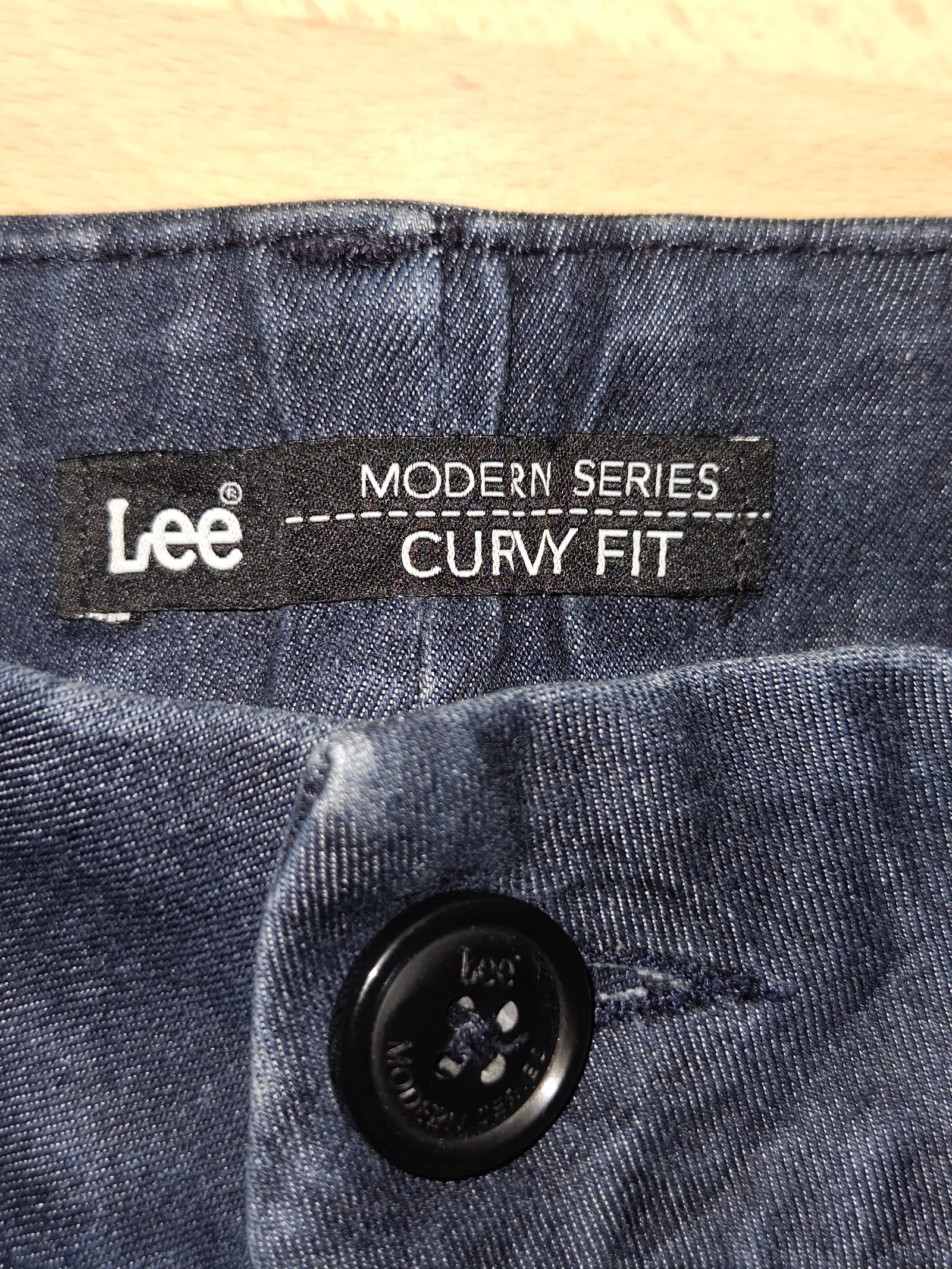 Genuine Lee Modern Series Curvy Fit Dark Indigo Jeans, 12 Medium, photo 3