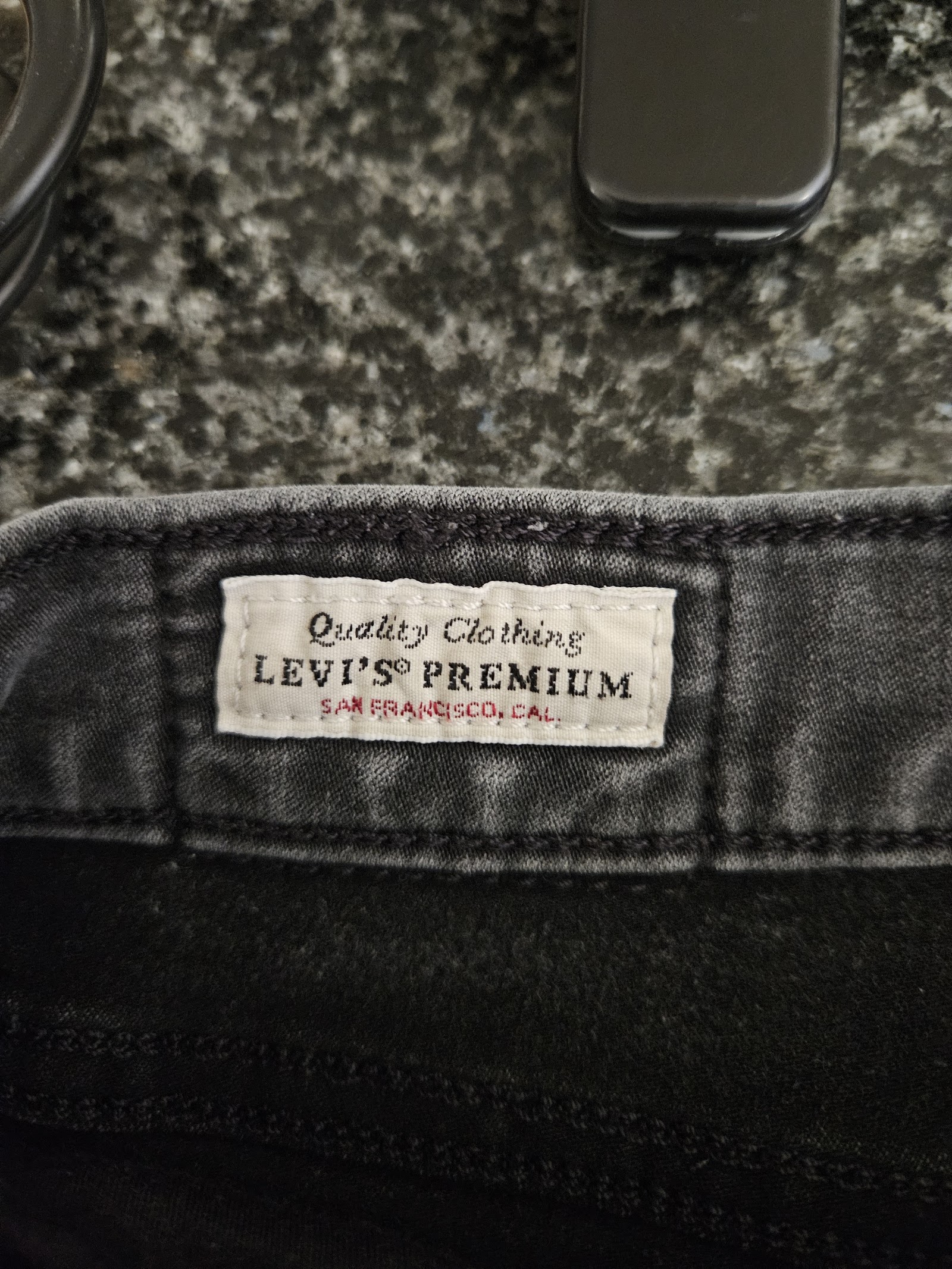 Genuine Levi’s 312 Shaping Slim grey jeans, W31 L30, photo 4
