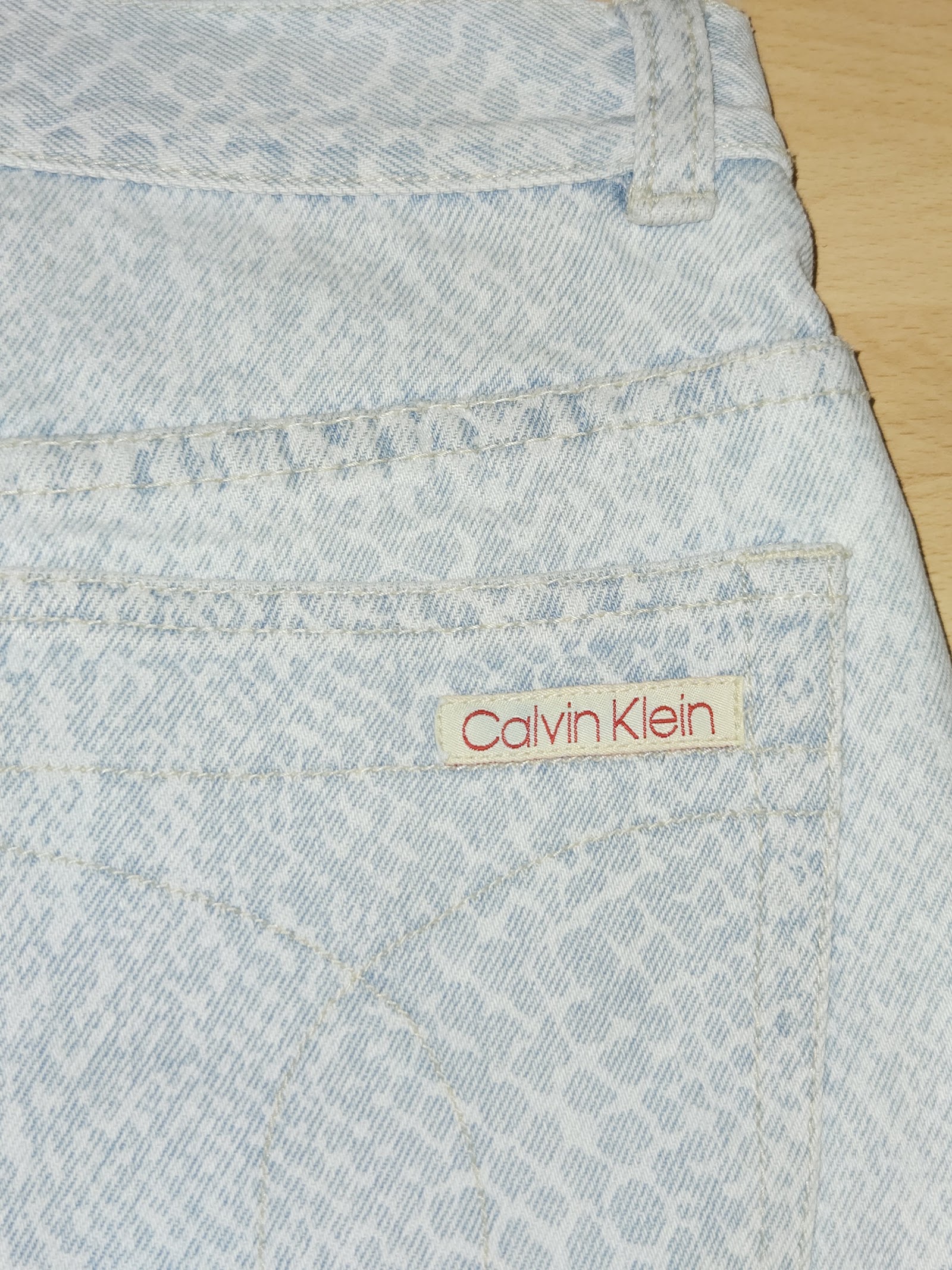 Genuine Calvin Klein Jeans Women's Size 10 Pale Blue Patterned Denim, 10, photo 7