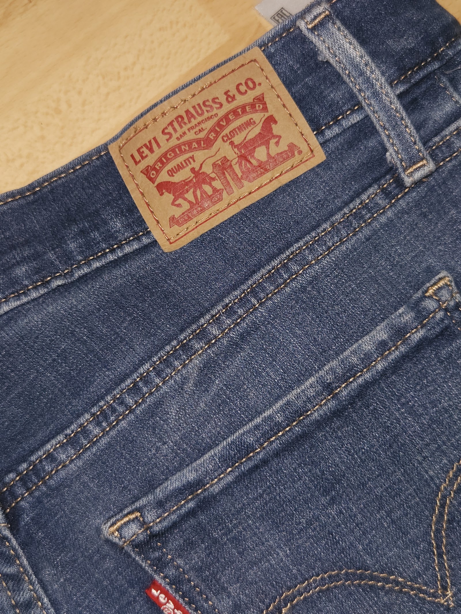 Genuine Levi's 311 Shaping Skinny Women's Jeans Size 26 Blue, 26, photo 4