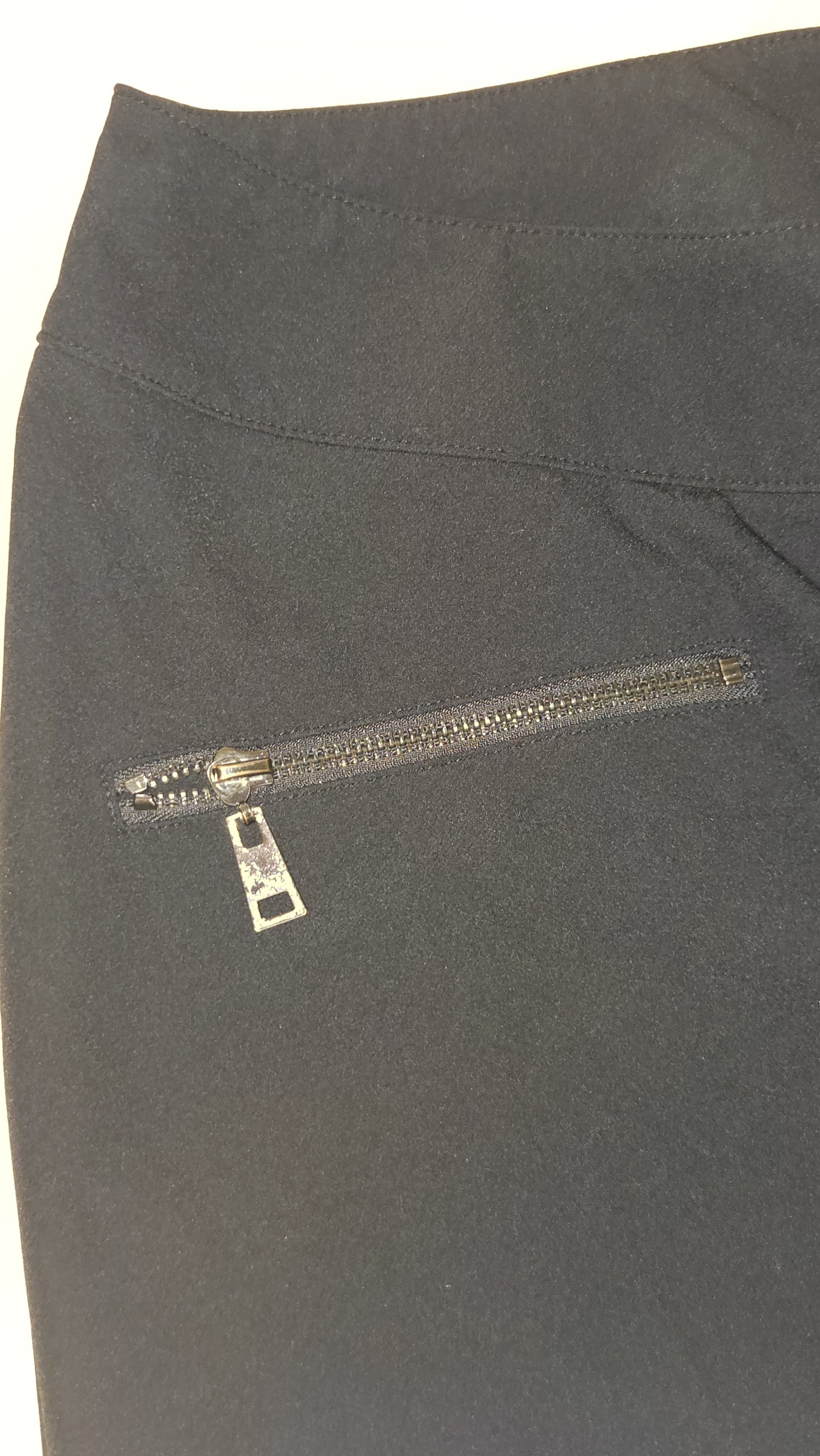 Fiorella Rubino Black Stretch Trousers with Gold Zip Pockets, IT 46 (labelled); measured W33 approx., photo 4