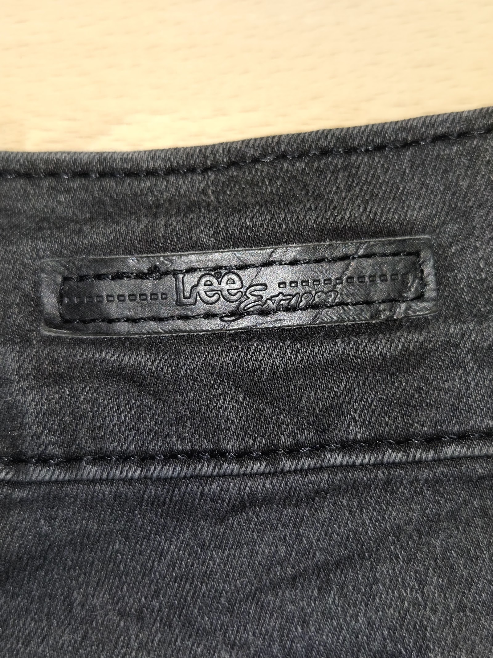 Genuine Lee Easy Fit Extreme Motion Washed Black Jeans, 6 Petite, photo 5