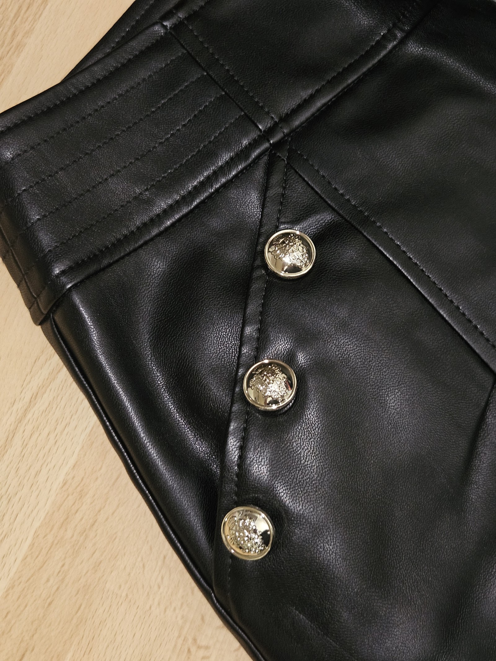 Genuine River Island Women's Black Faux Leather Trousers Size 12 Button Detail, 12, photo 4