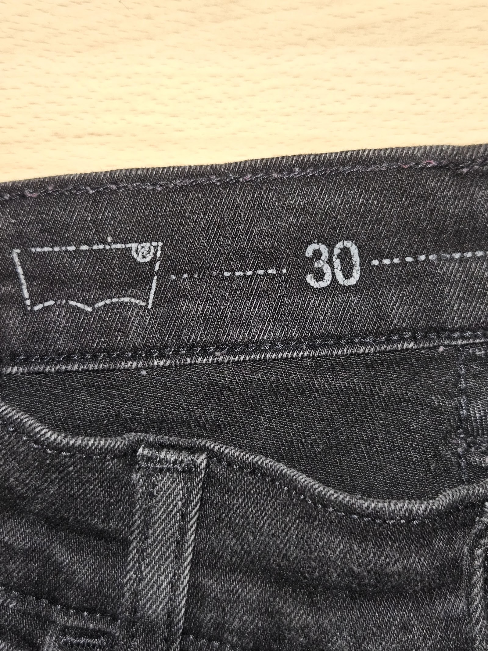 Genuine Levi's Black Skinny Jeans, W30 L34, photo 3