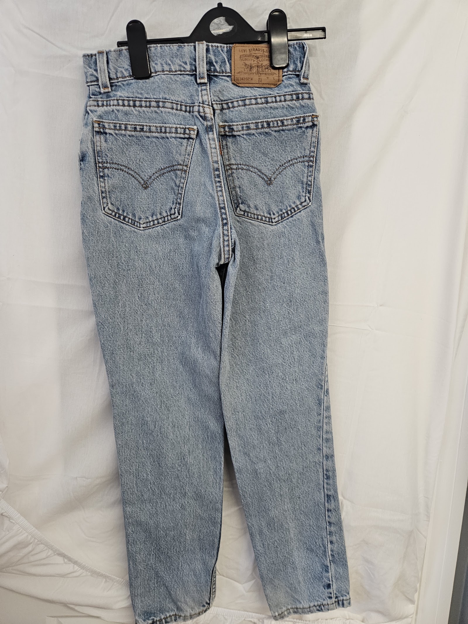 Genuine Levi’s 314 light-blue wash straight-leg jeans, UK 14, photo 2