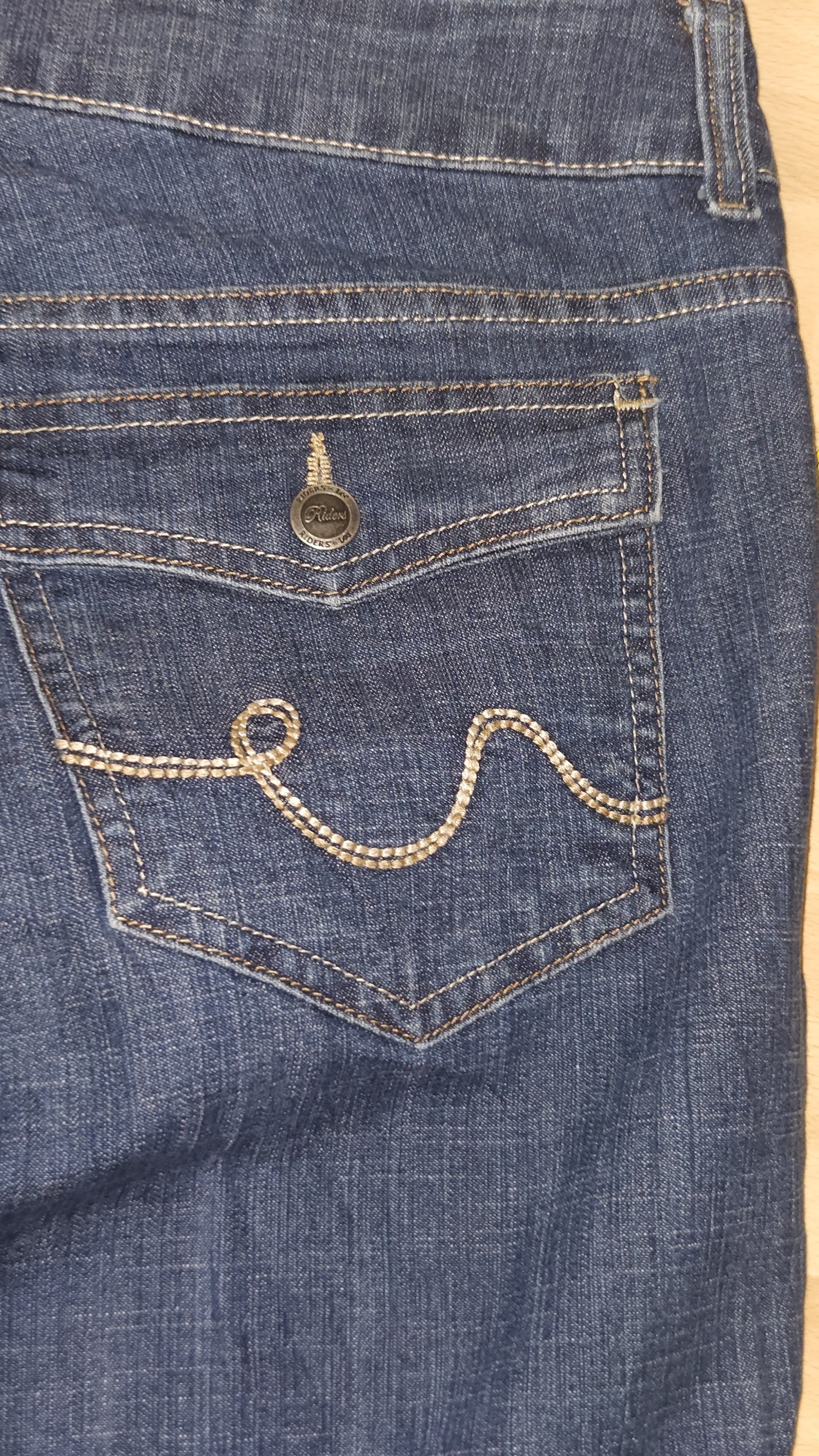 Riders by Lee Dark Blue Turn-Up Capri Jeans, Measured W35 approx., photo 9