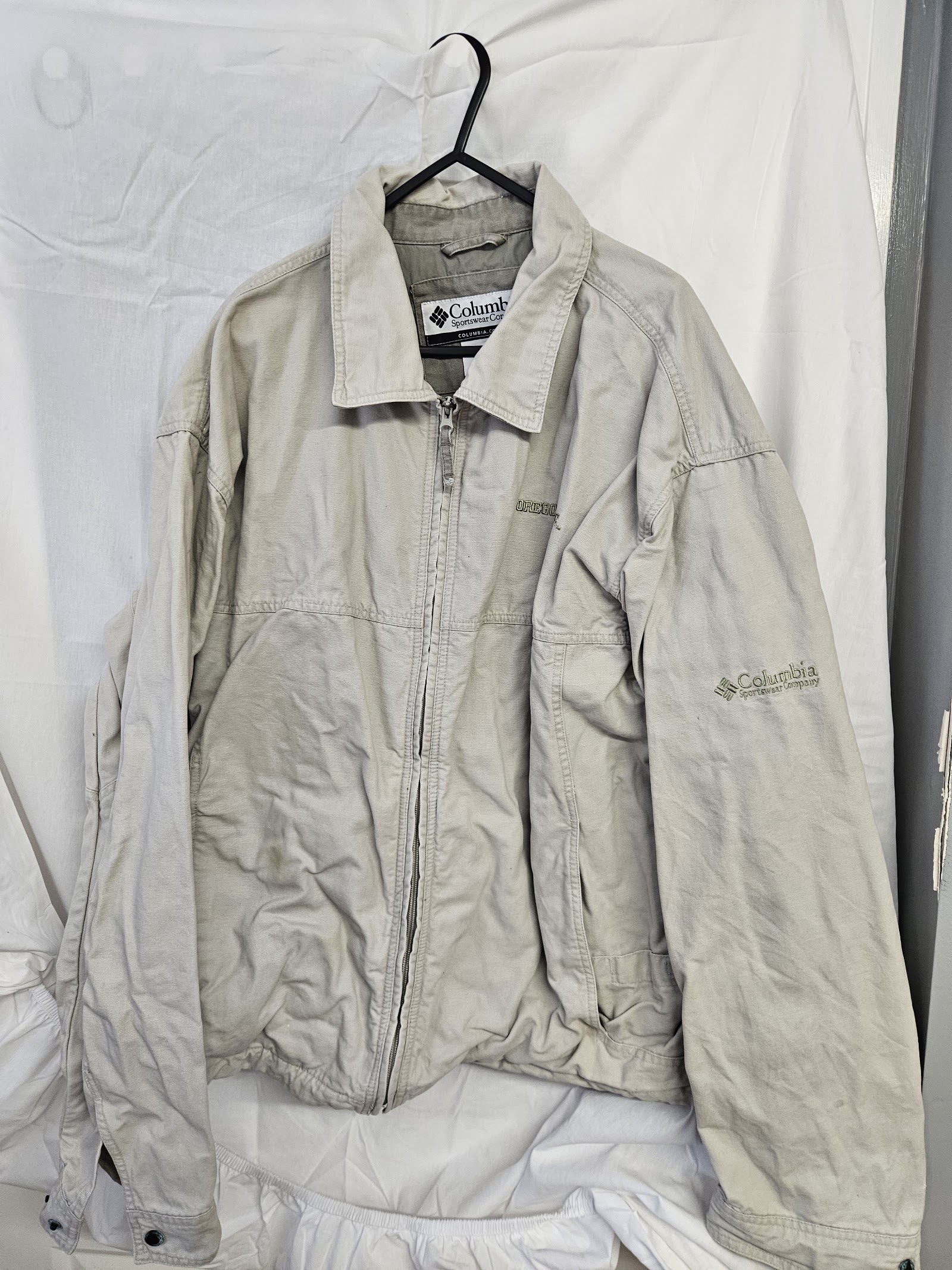 Columbia Beige Oregon embroidered utility jacket