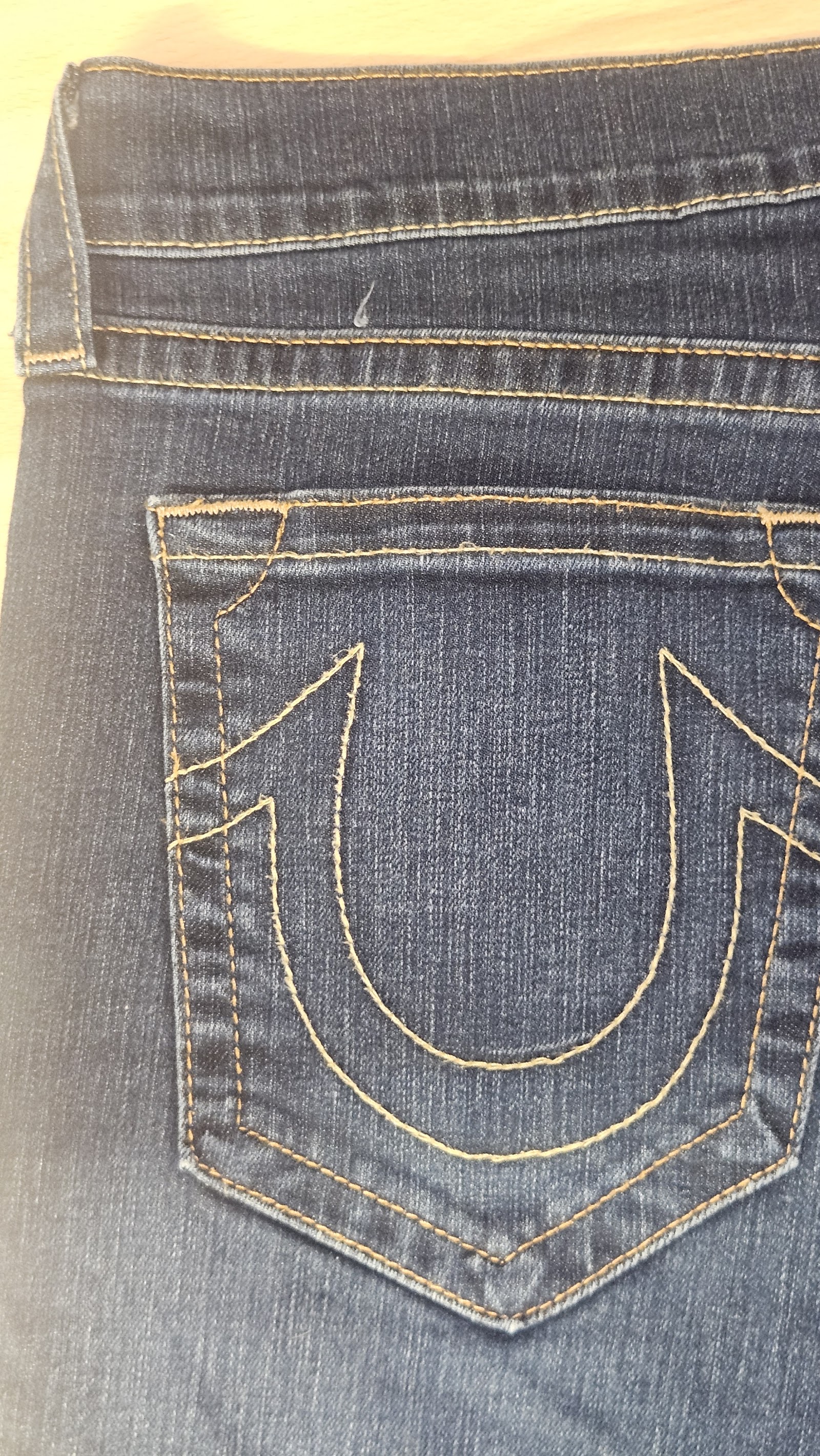 True Religion Dark Blue Gold Stitch Horseshoe Pocket Jeans, W36, photo 9