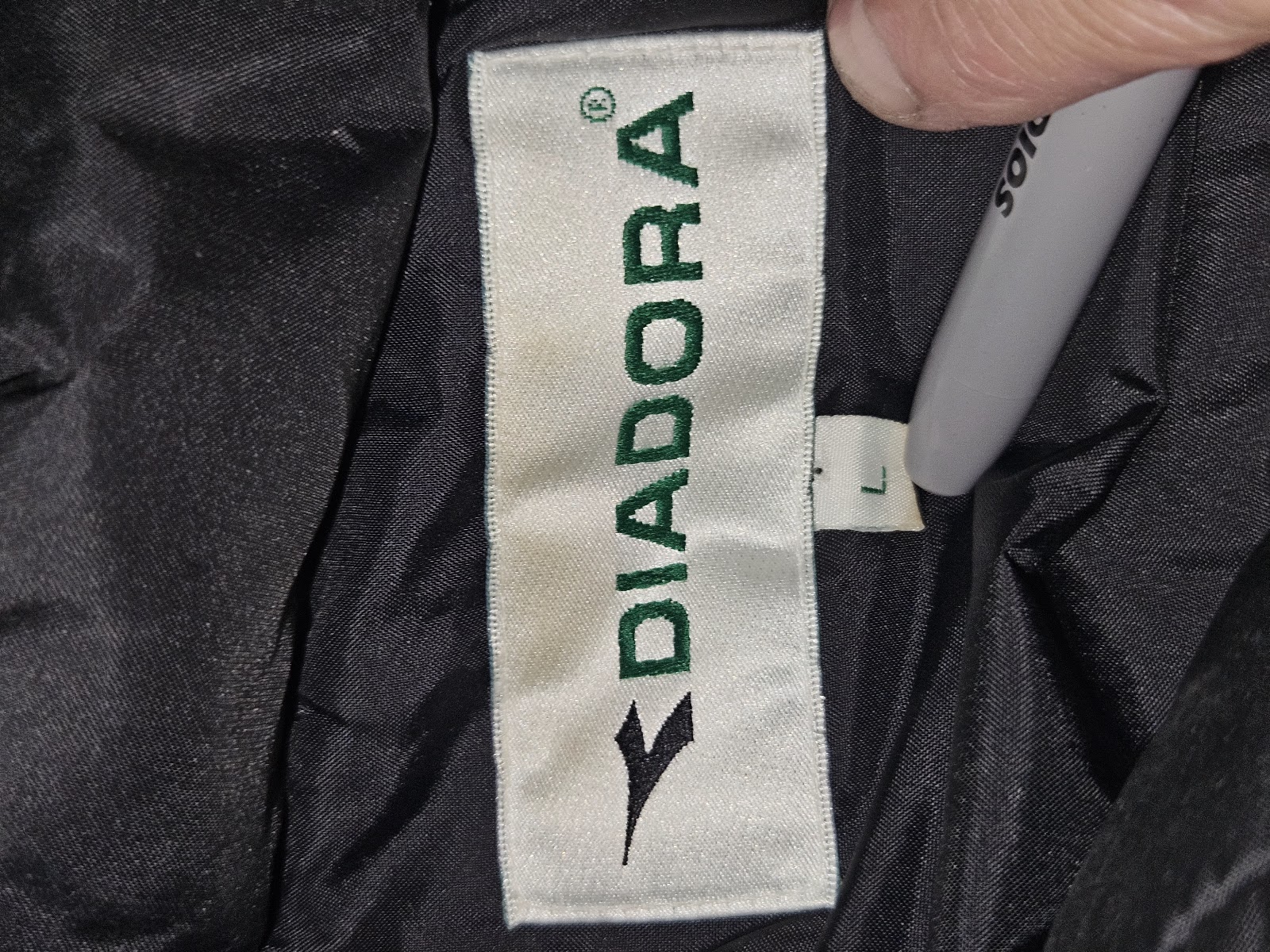 Genuine Diadora Black Hooded Lightweight Windbreaker Jacket, L, photo 4