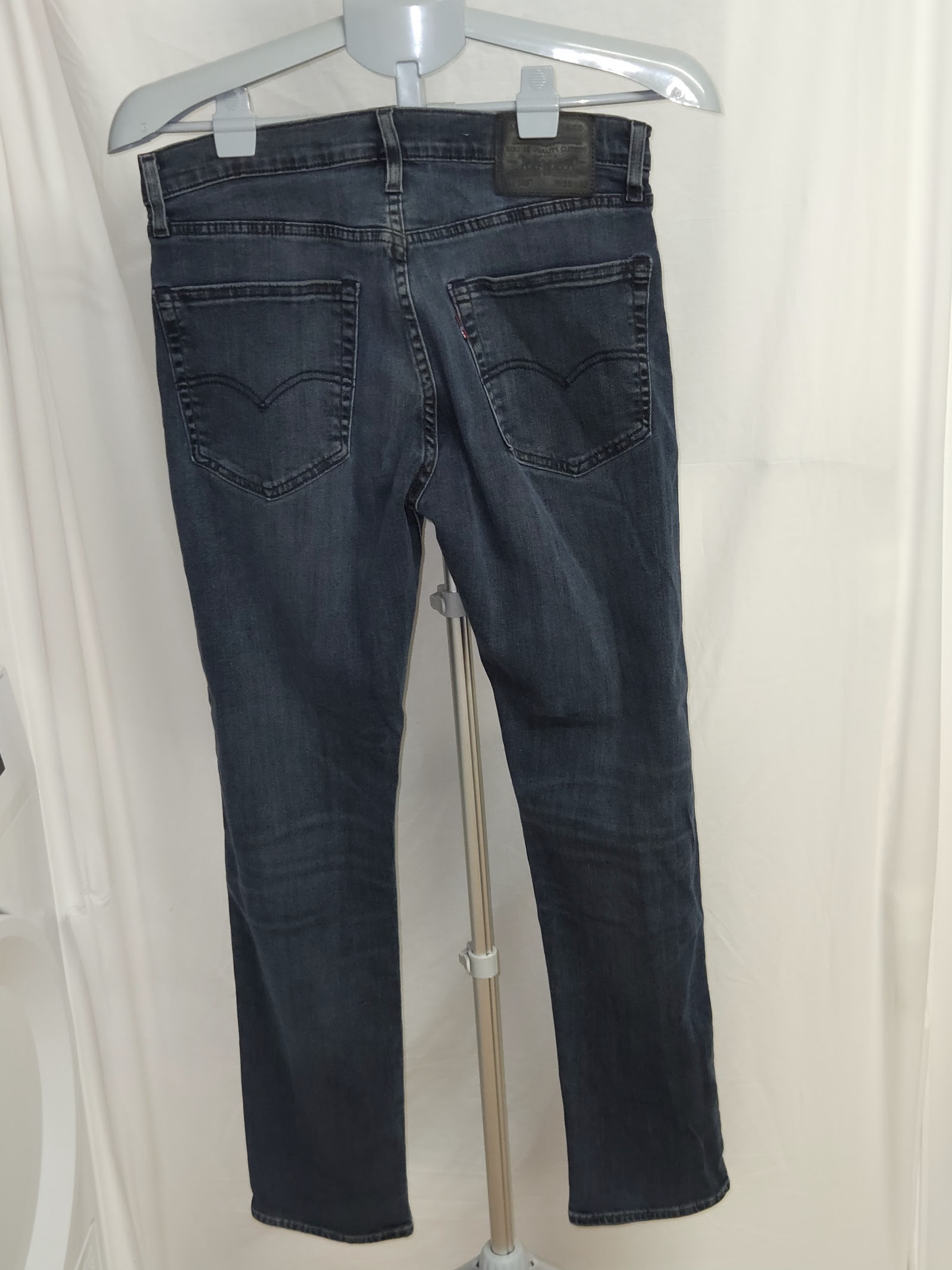 Genuine Levi's Premium Dark Blue Slim Jeans, W30 L32, photo 2