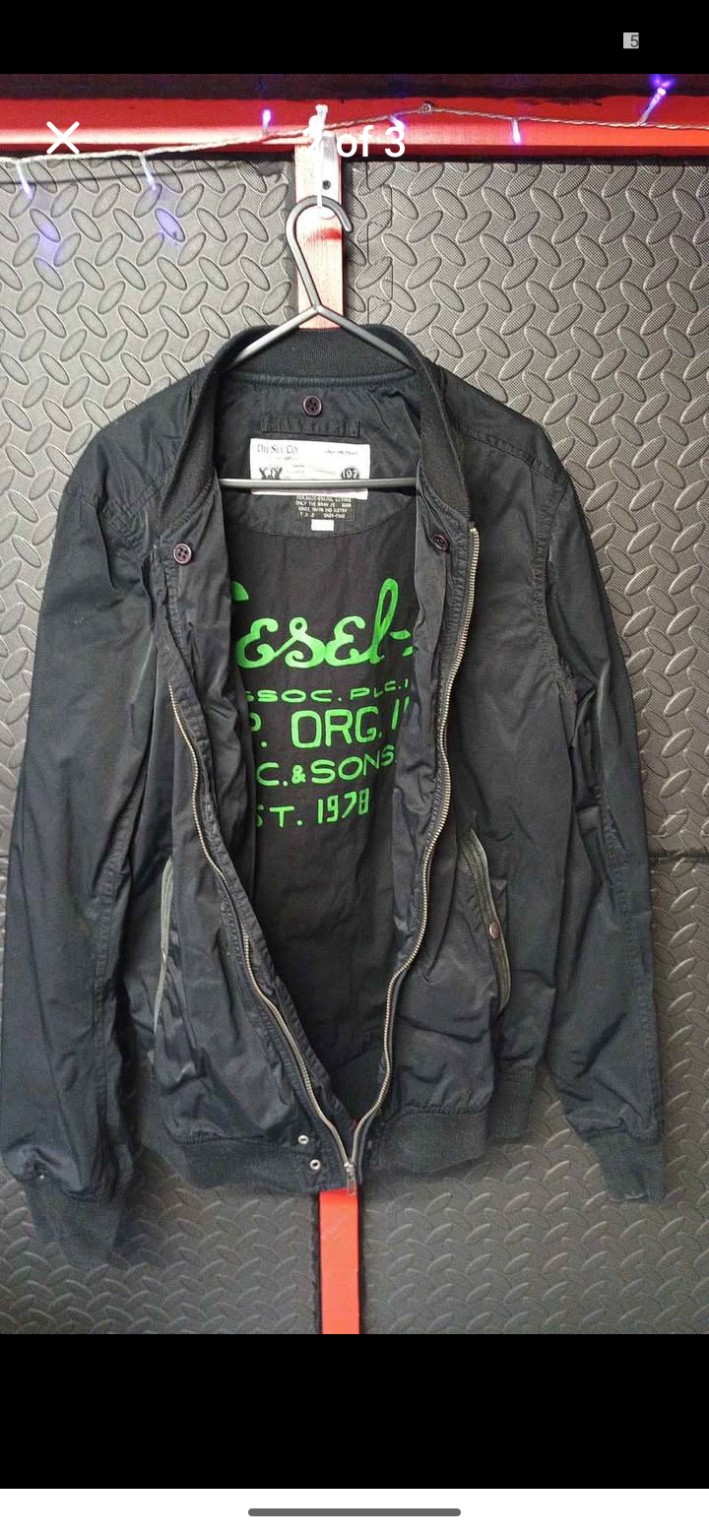 Genuine Diesel Men’s black bomber-style coat, Medium, photo 2